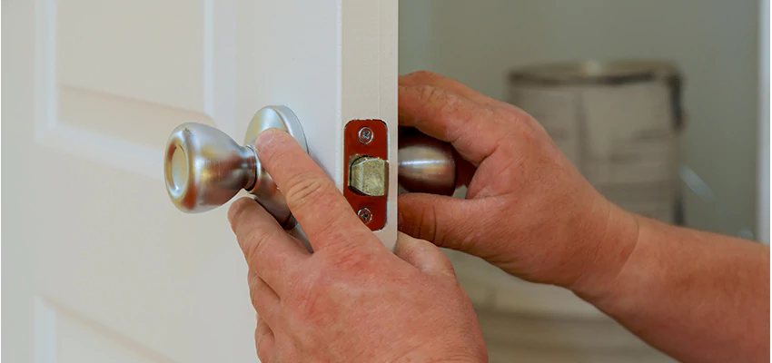 AAA Locksmiths For lock Replacement in Cambria, California